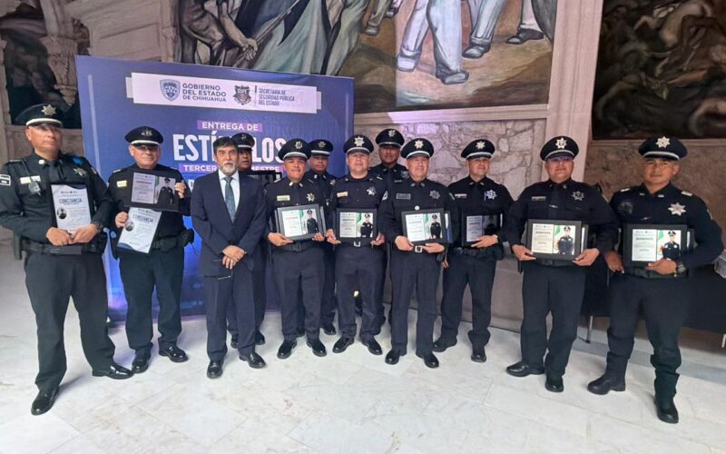 Reconoce SSPE labor policial con entrega de estímulos y nombramiento del Policía del Año 2025
