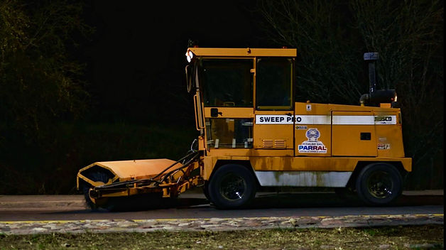 Implementa Gobierno Municipal operativo nocturno de limpieza vial en Hidalgo del Parral