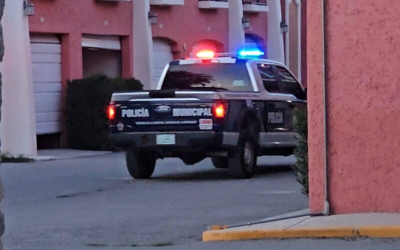 Rescatan a dos personas con reporte de desaparición en motel de Ciudad Juárez; hay detenidos