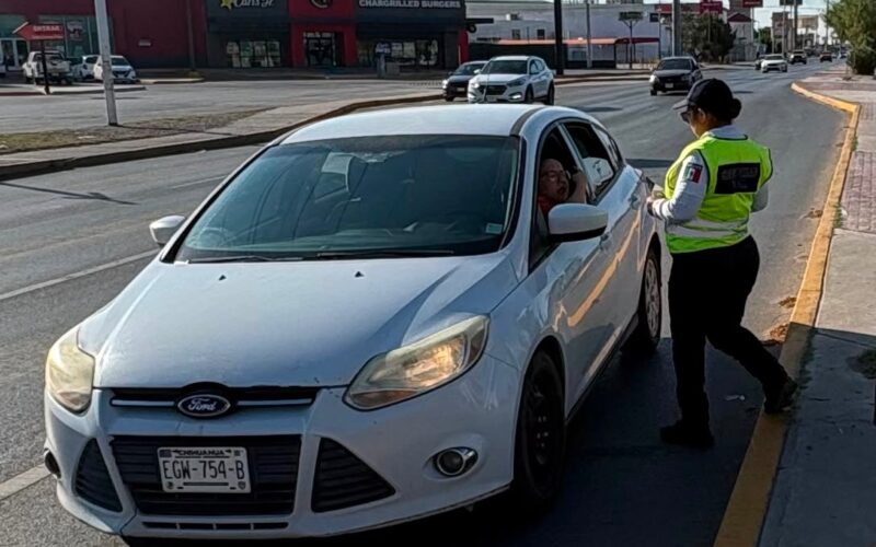 Refuerza Seguridad Vial campaña para prevenir accidentes por uso del celular al conducir