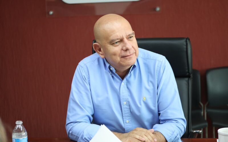 Cuauhtémoc Estrada Defiende Programas de Bienestar y Asegura que Benefician a Más de 250 Mil Capitalinos