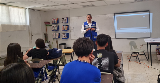 Policía Municipal Llevará Pláticas Sobre Bullying, Redes Sociales y Vapeadores a Escuelas de Chihuahua