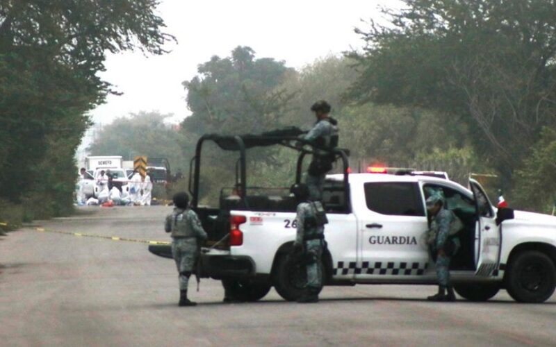 Persecución y Balacera en Culiacán Termina con una Mujer Muerta; Cierran Distribuidor Vial