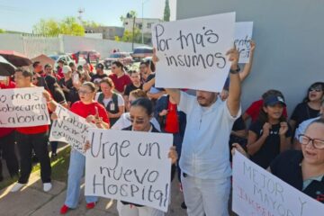 Trabajadores del IMSS Salen a las Calles en Chihuahua; Exigen Aumento Salarial, Personal e Insumos